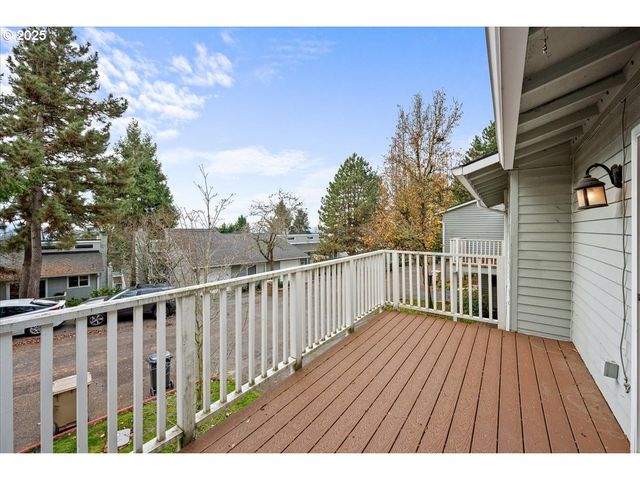 3816 BOTTICELLI St 7, Lake Oswego, OR 97035