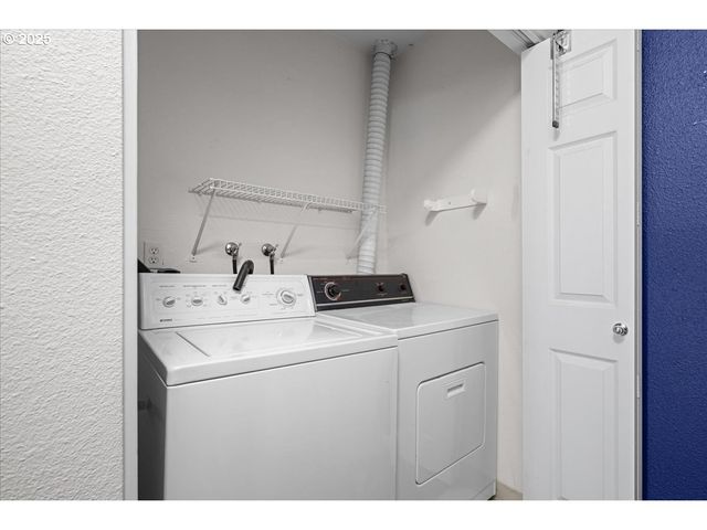 3816 BOTTICELLI St, Lake Oswego, OR 97035