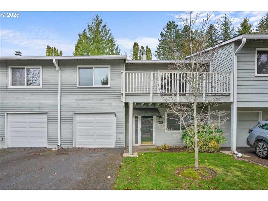 3816 BOTTICELLI St, Lake Oswego, OR 97035
