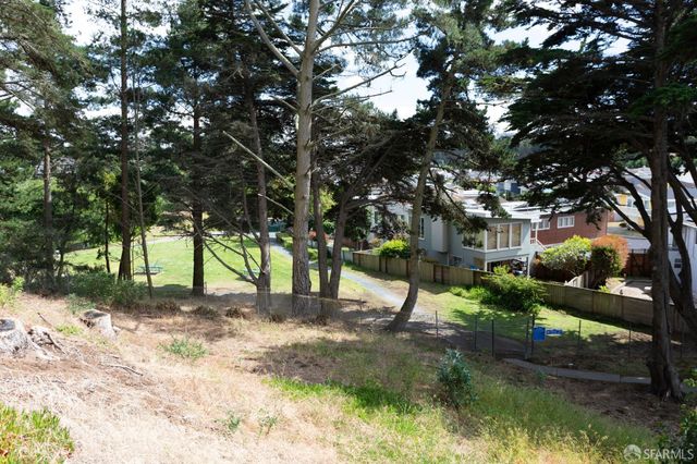 150 South Lake Merced Hills, San Francisco, CA 94132
