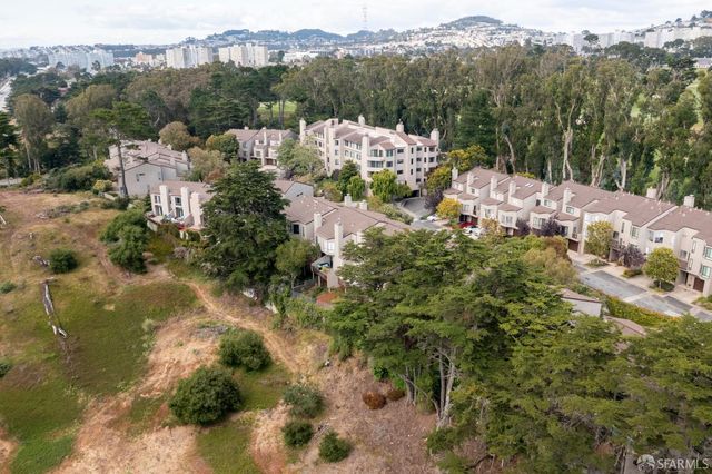 150 South Lake Merced Hills, San Francisco, CA 94132
