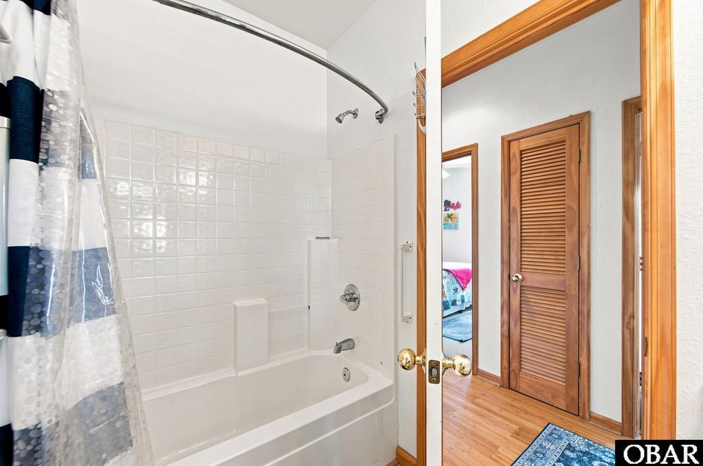 Image 33 of property listing at 2016 S Virginia Dare Trail Unit 202, Kill Devil Hills, NC 27948
