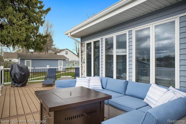 304 Oak Street, Linden, MI 48451