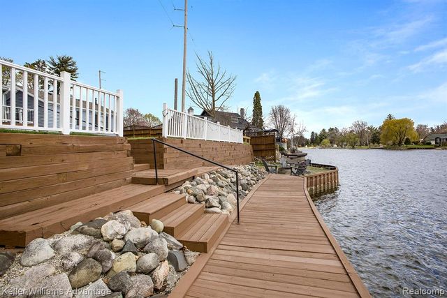 304 Oak Street, Linden, MI 48451