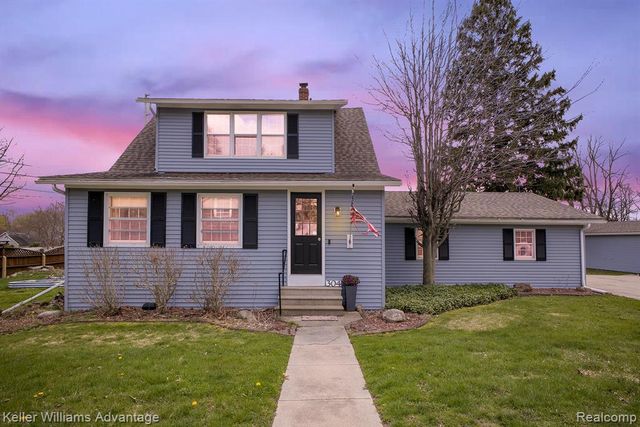 304 Oak Street, Linden, MI 48451