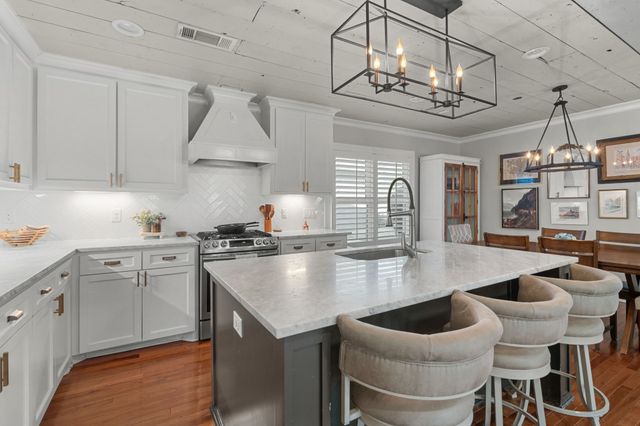 704 Barnes Street, Mckinney, TX 75069