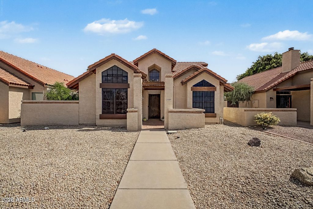 1839 E SECRETARIAT Drive, Tempe, AZ 85284 — photo 2