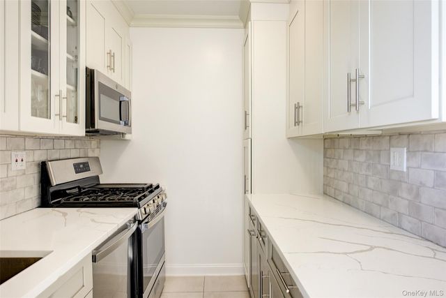 77-34 113th Street 6C, Forest Hills, NY 11375
