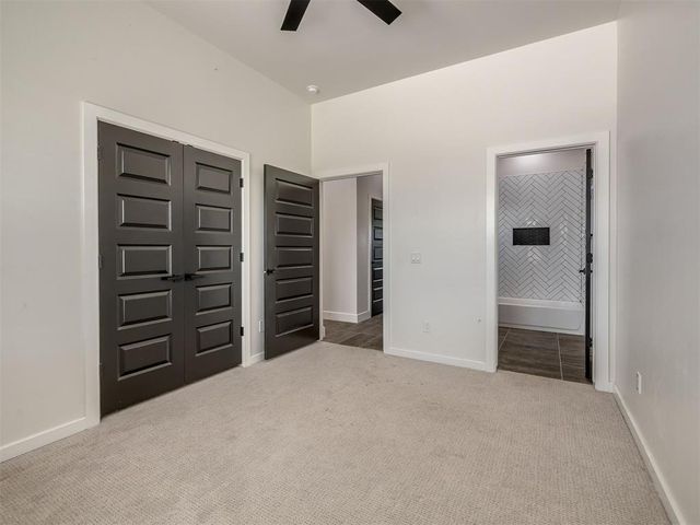 1383 S Gabes Court Drive, Mustang, OK 73064