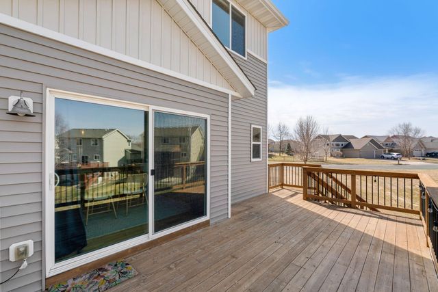 16202 Tahinka Place NW, Prior Lake, MN 55372