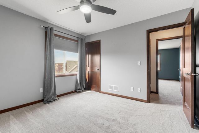 16202 Tahinka Place NW, Prior Lake, MN 55372