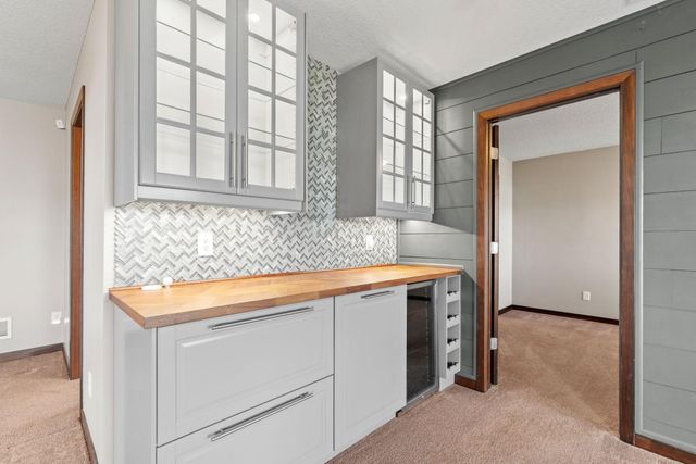 16202 Tahinka Place NW, Prior Lake, MN 55372