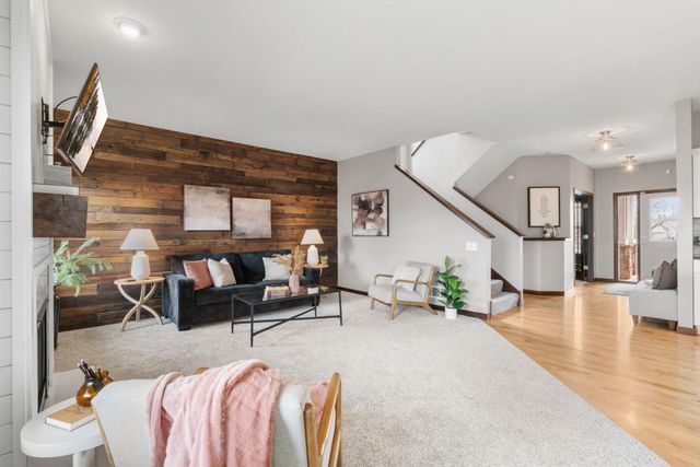 16202 Tahinka Place NW, Prior Lake, MN 55372