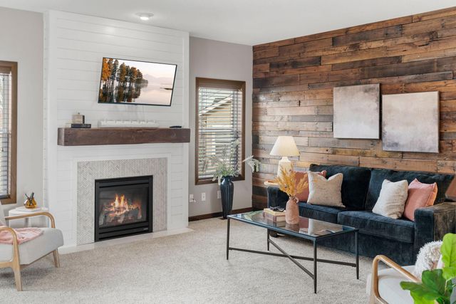 16202 Tahinka Place NW, Prior Lake, MN 55372