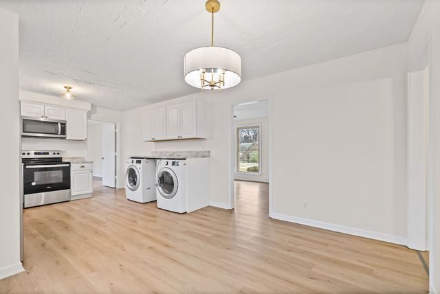 209 Maplewood Dr, Clarksville, TN 37042