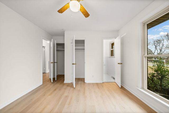 209 Maplewood Dr, Clarksville, TN 37042