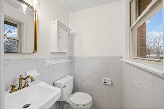 209 Maplewood Dr, Clarksville, TN 37042