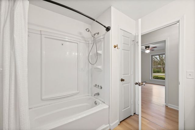 209 Maplewood Dr, Clarksville, TN 37042