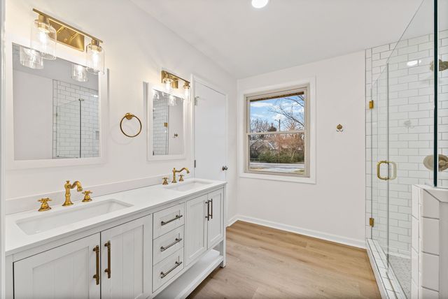 209 Maplewood Dr, Clarksville, TN 37042