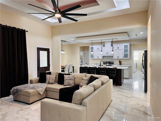 5941 Cardiff Avenue, Edinburg, TX 78542