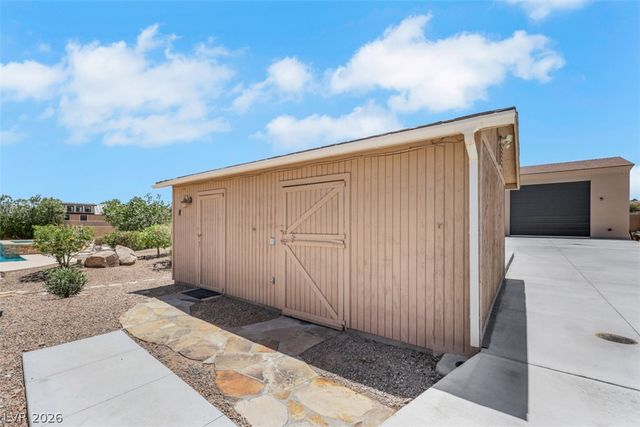 651 Du Fort Avenue, Henderson, NV 89002