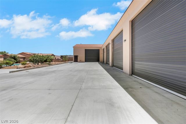 651 Du Fort Avenue, Henderson, NV 89002