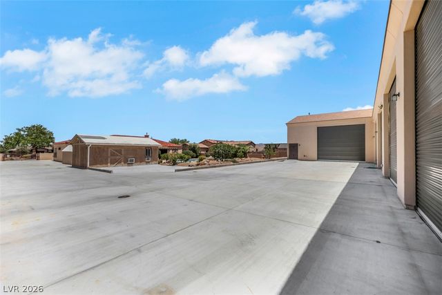 651 Du Fort Avenue, Henderson, NV 89002