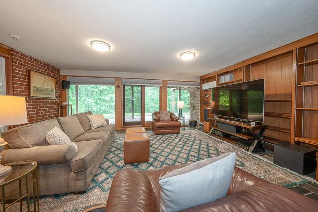 2147 DIAMOND ROCK HILL RD, Malvern, PA 19355