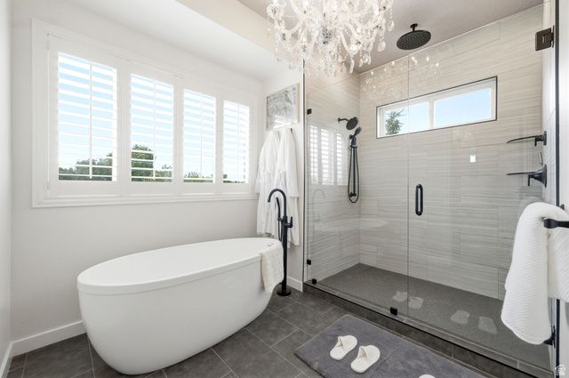 557 E WARM DR, Kaysville, UT 84037