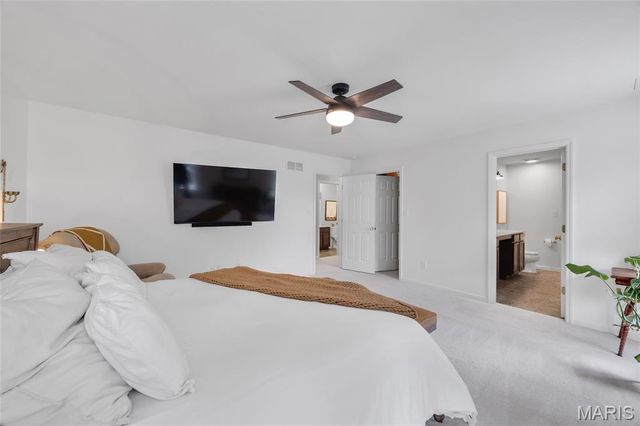 202 Wyndtrace Court, Lake St Louis, MO 63367