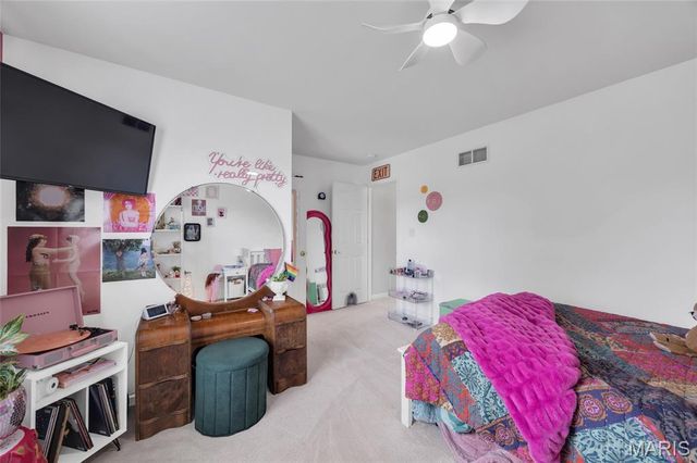 202 Wyndtrace Court, Lake St Louis, MO 63367