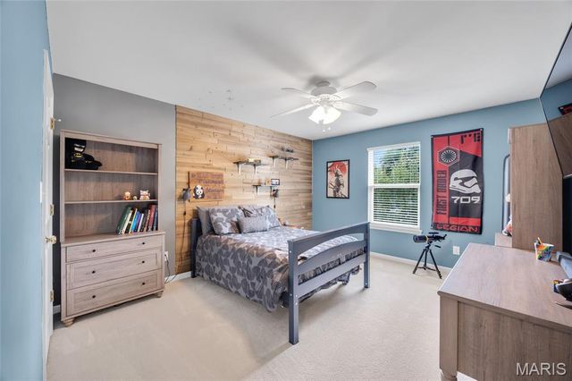 202 Wyndtrace Court, Lake St Louis, MO 63367