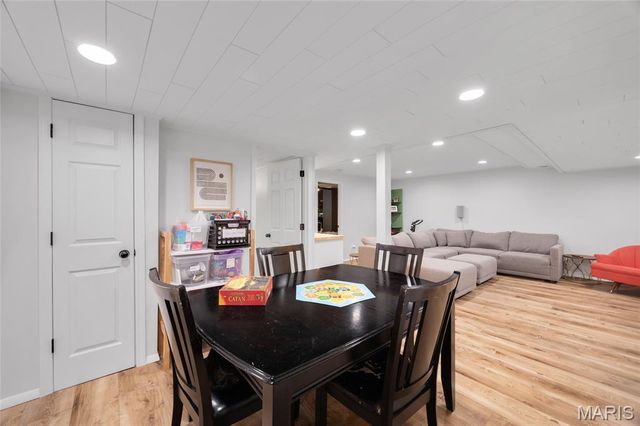 202 Wyndtrace Court, Lake St Louis, MO 63367