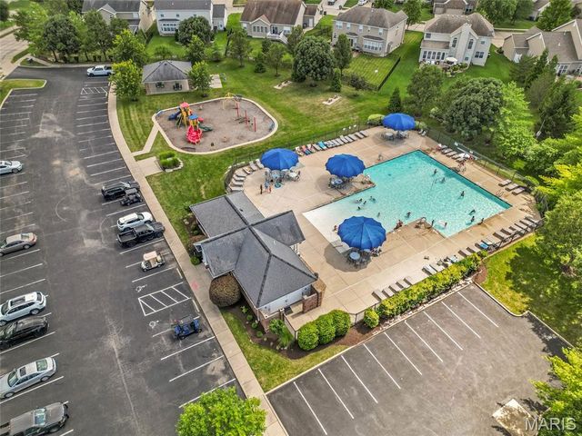 202 Wyndtrace Court, Lake St Louis, MO 63367