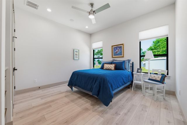 158 Surls Drive, Mabank, TX 75156
