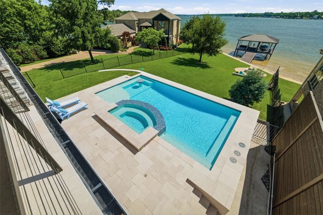 158 Surls Drive, Mabank, TX 75156