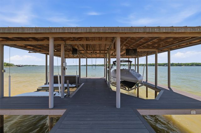 158 Surls Drive, Mabank, TX 75156