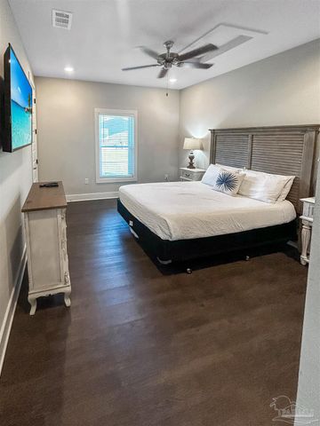 241 N H St, Pensacola, FL 32502