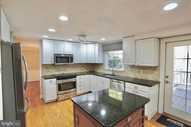 15511 GOLF CLUB DR, Dumfries, VA 22025