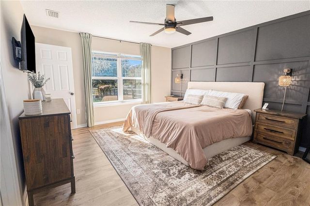 19870 Southfield Drive, Robertsdale, AL 36567