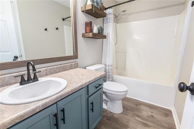 19870 Southfield Drive, Robertsdale, AL 36567