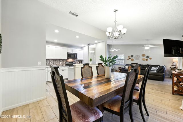 14 NAVARRA Court, St. Augustine, FL 32086