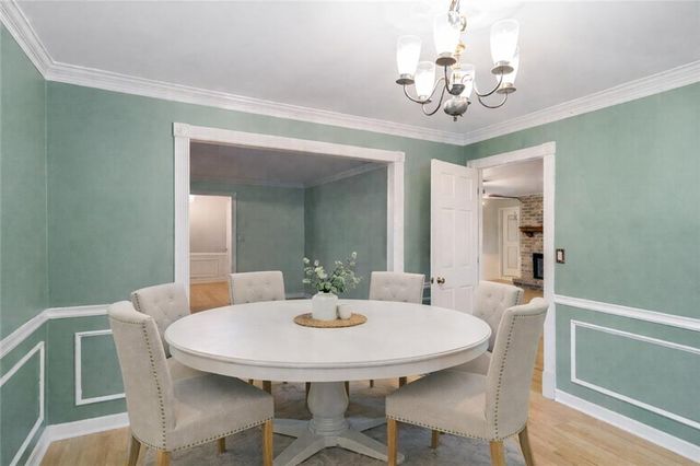 445 Bruce SW Way, Lilburn, GA 30047