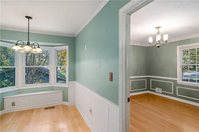 445 Bruce SW Way, Lilburn, GA 30047