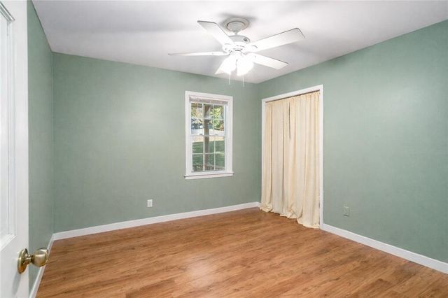 445 Bruce SW Way, Lilburn, GA 30047