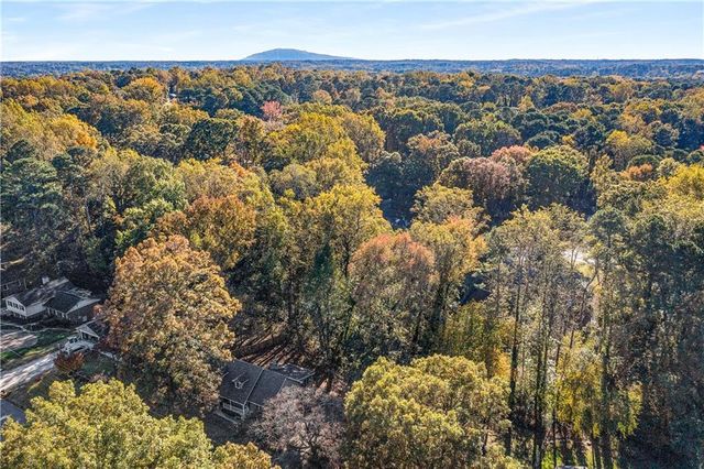 445 Bruce SW Way, Lilburn, GA 30047