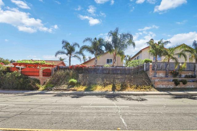 13170 Entreken Ave, Rancho Pensquitos, CA 92129