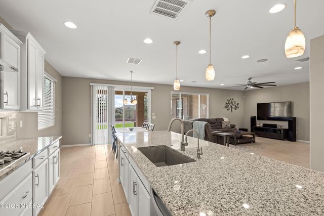 7865 W Sage Path, Marana, AZ 85658