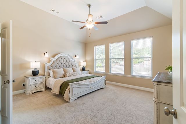 1023 Brixworth Dr, Thompsons Station, TN 37179