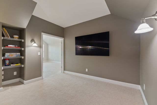 1023 Brixworth Dr, Thompsons Station, TN 37179